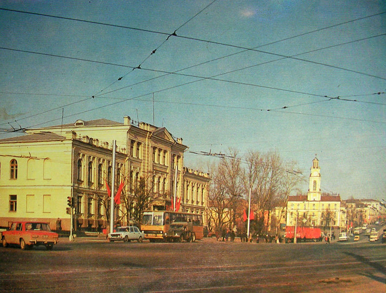 Файл:Lenina-pl-svobody.jpg