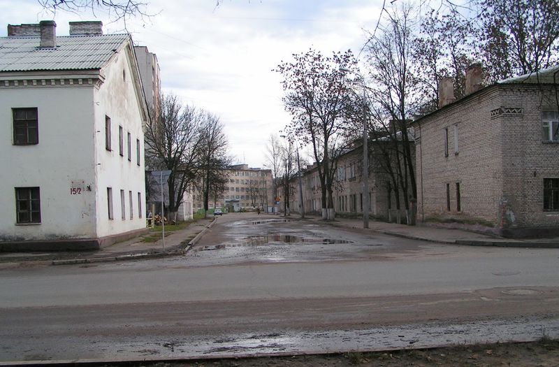 Файл:UlMira2004.jpg