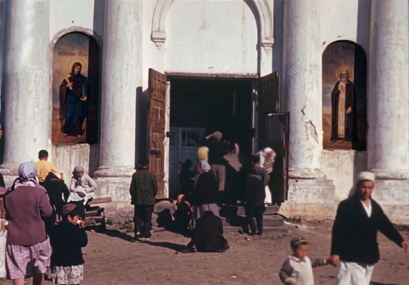 Файл:Pokrovskaya-cerkov-papert-avg-1941.jpg