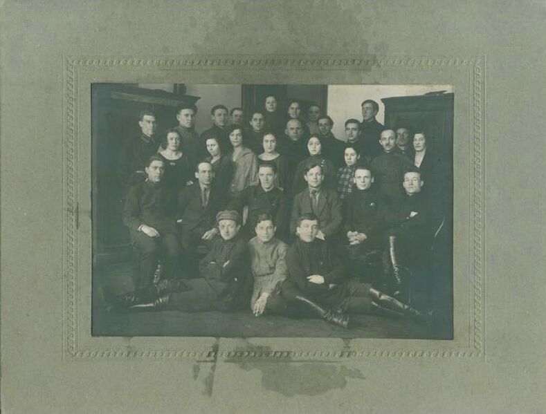 Файл:Vitebsk-gubChK-1919.jpg